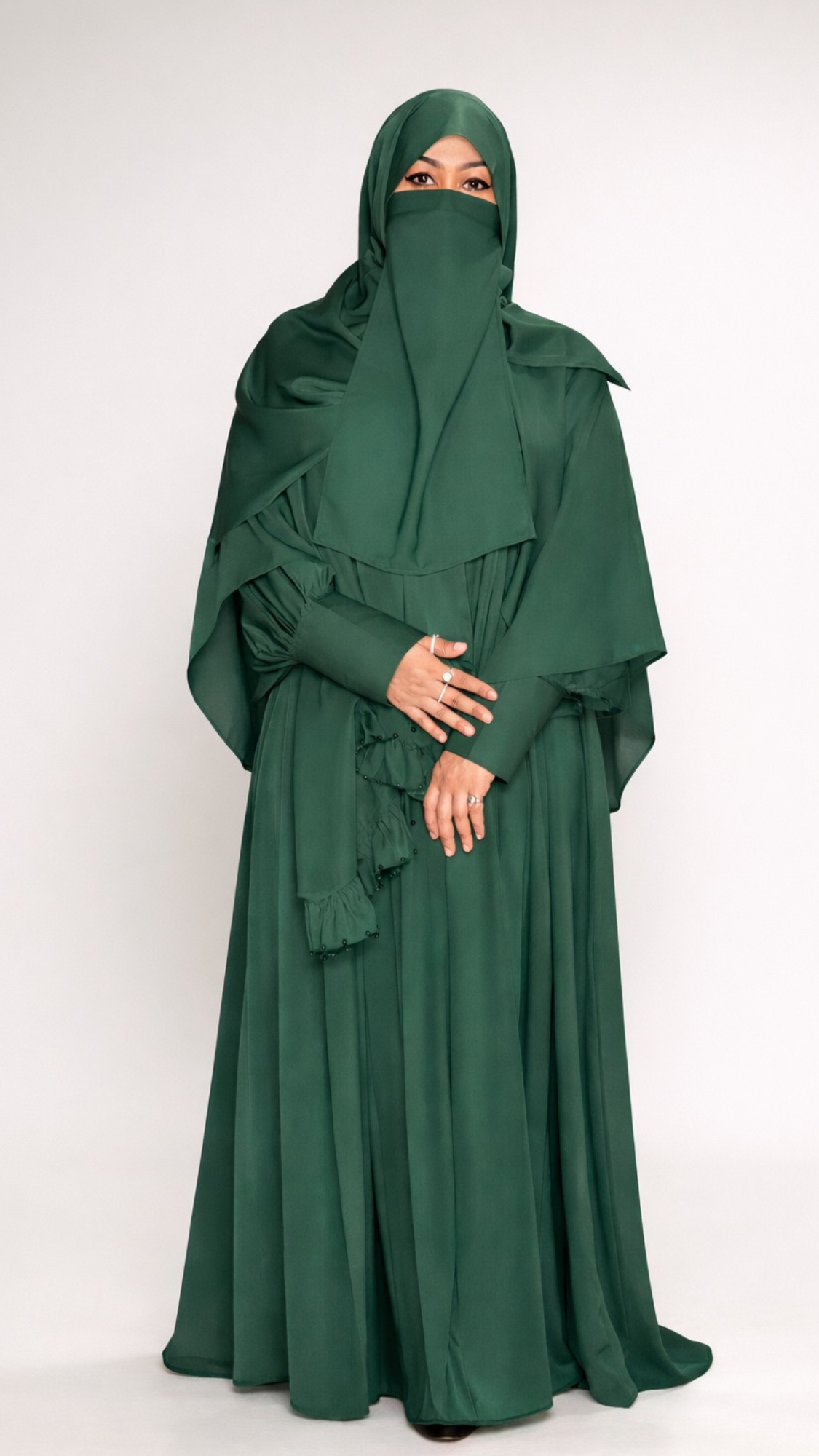 Khadijah 2| Emerald 4-Piece Abaya Set | Pleated Zip Abaya, Snap Cape & Pearl Shayla