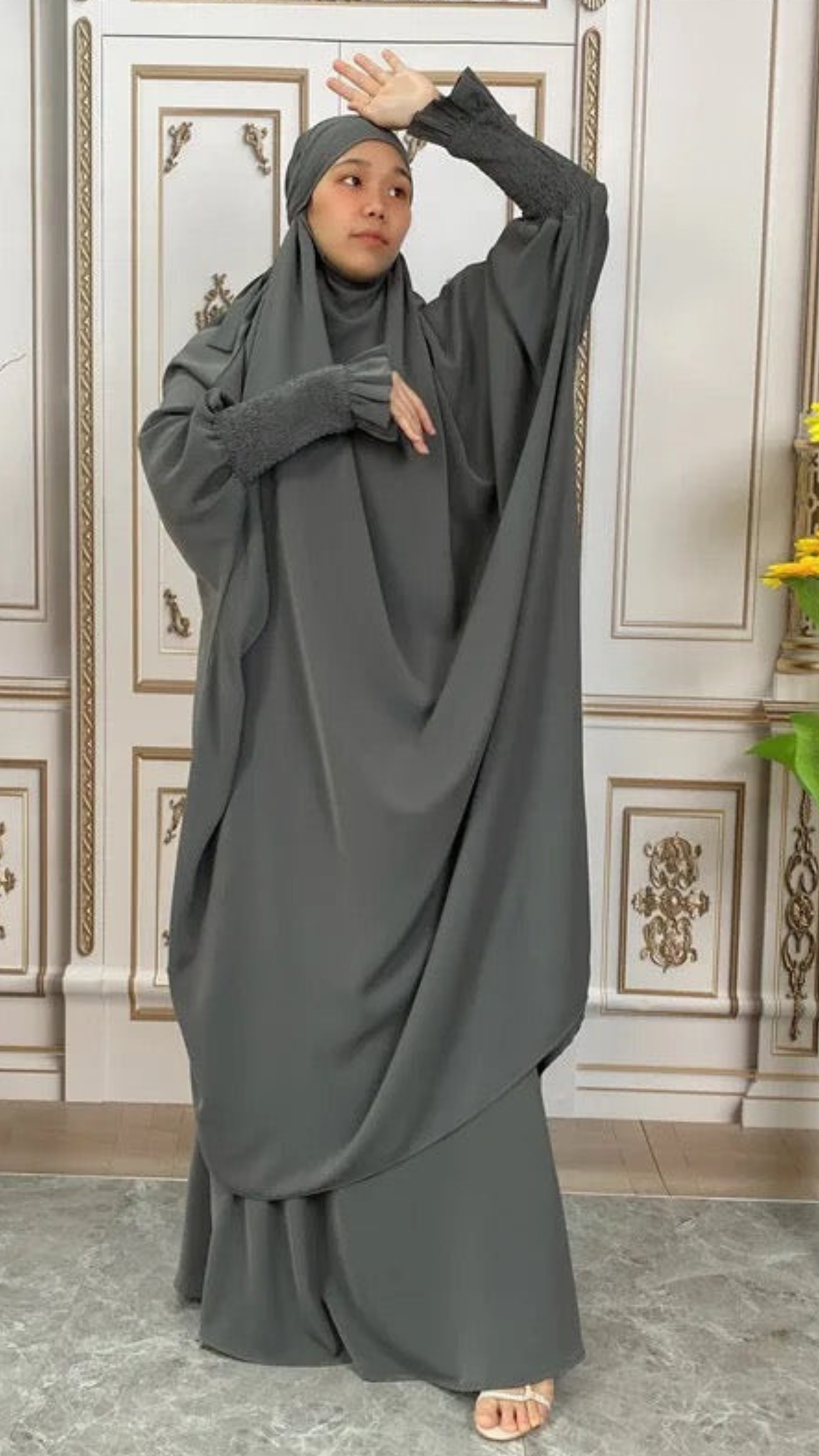 Muminah (Grey)